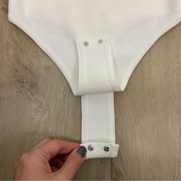 H:ours Celina Bodysuit in Ivory Size S - Picture 4 of 11